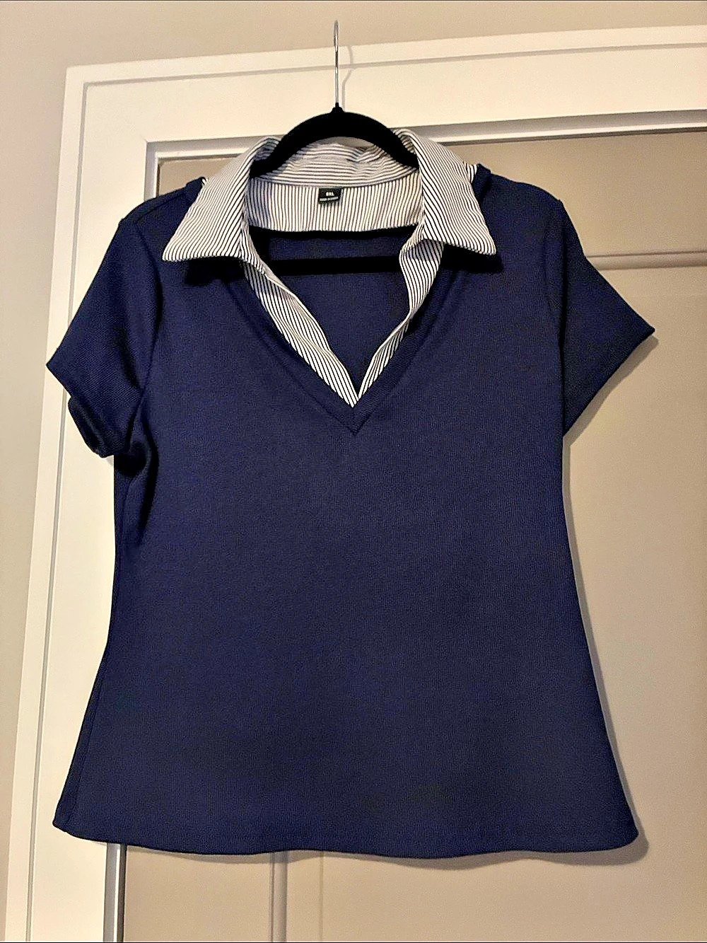 SHEIN Navy Blue w Striped Collar Pullover